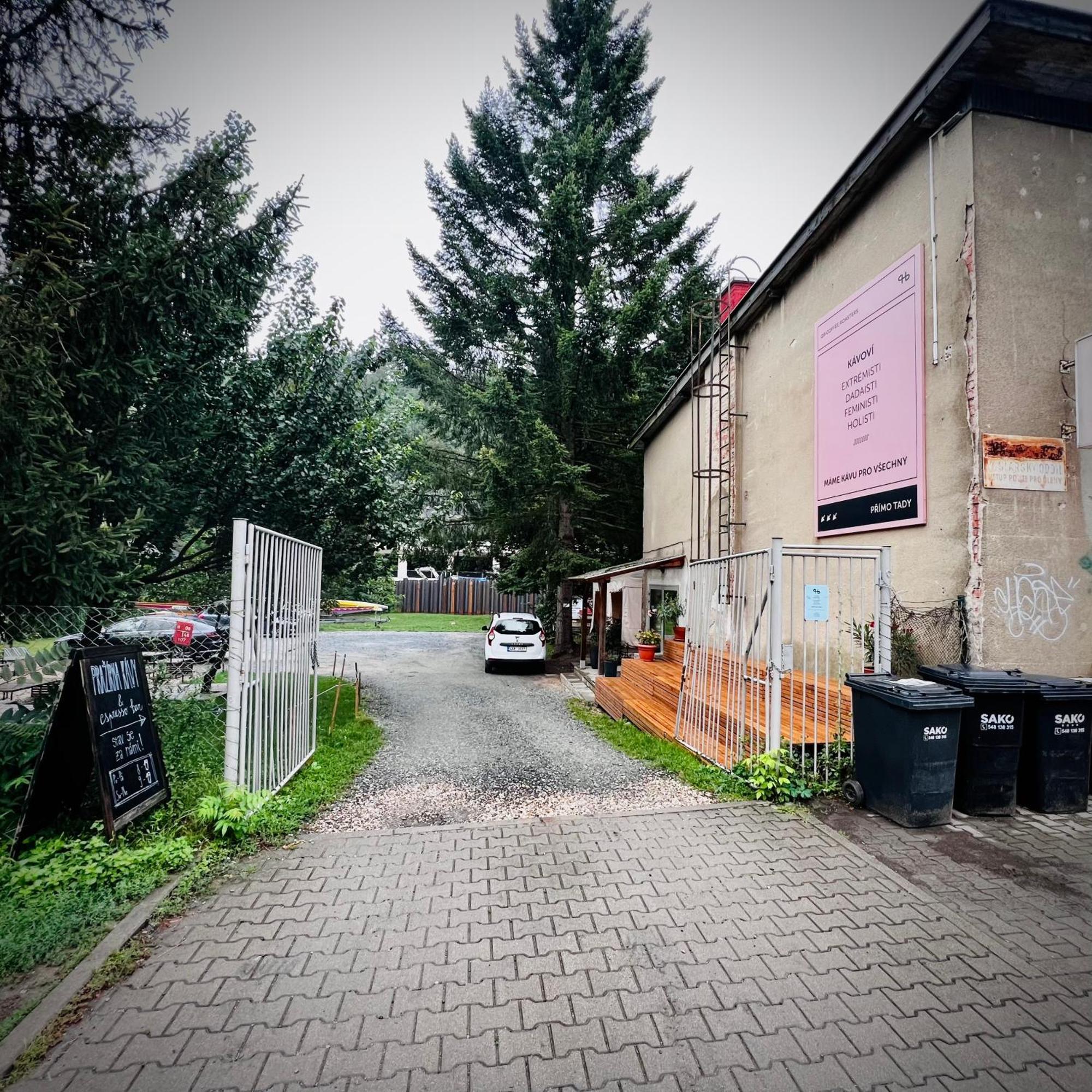 Tiny House Baraczek Brno-Jundrov, Ulice Veslarska Apartment Exterior photo